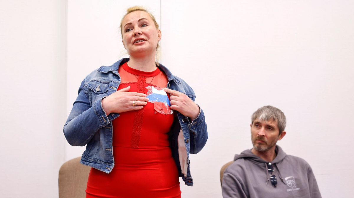 Die russische Invasion sei notwendig gewesen, sagte eine Ukrainerin in Deutschland.  Sie wurde zu einer Geldstrafe von zwanzigtausend verurteilt